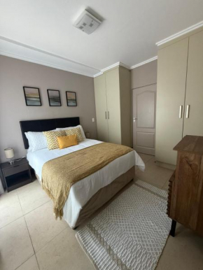 2 bedroom Marina Bay Apartment 207